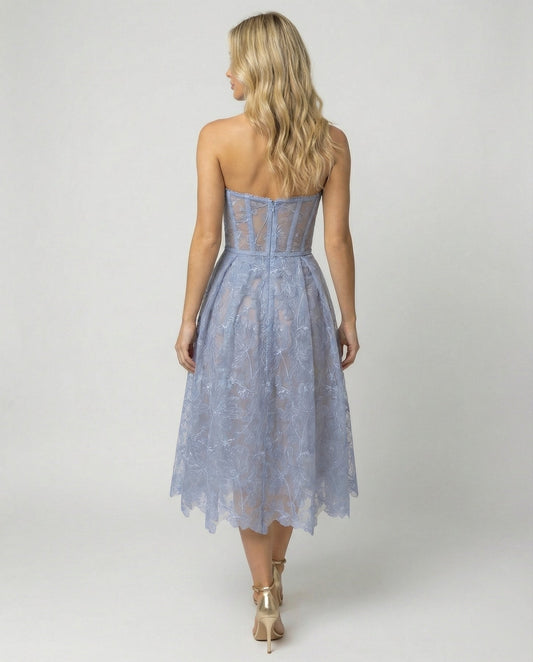 Robe bustier mi-longue en dentelle florale